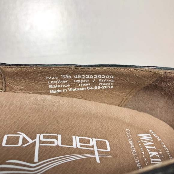 π BRAND NEW Dansko Black Clog Shoes Size 36! - Picture 7 of 8